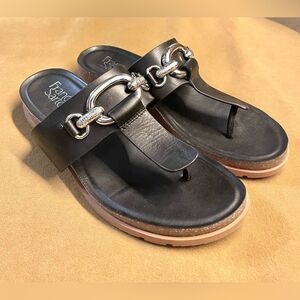 Franco Sarto Brielle Thong Chain Link Sandals Black Leather Size 8